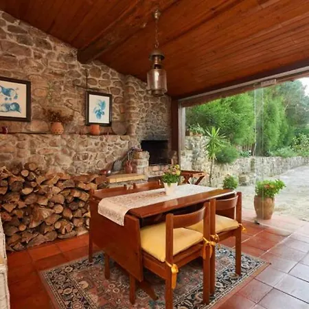 Amazing In Close To The Beach Colares